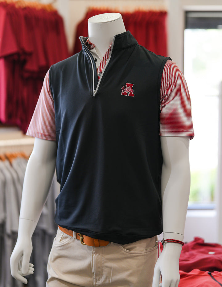 Peter Millar Hog in Front of 'A' Performance 1/4 Vest | Black
