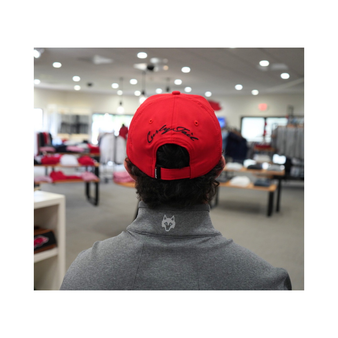 Curly Tail Performance Hat| Crimson